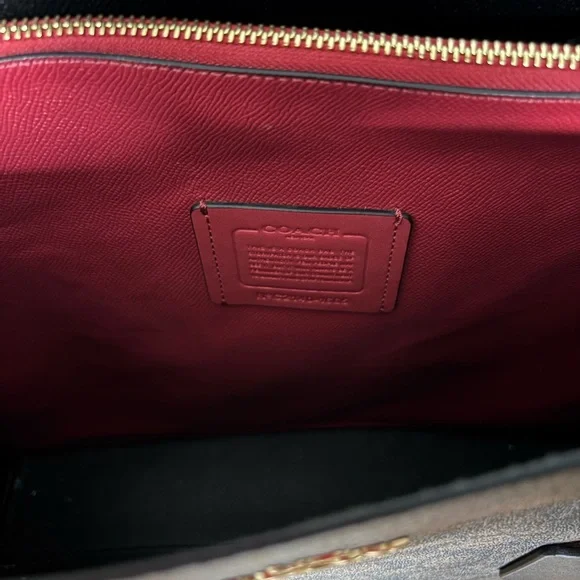 Coach Mollie Tote Bag In Signature
Canvas Black and Brown - Picture 4 of 9